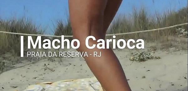  Morena exibindo a buceta na praia da Reserva Rio de Janeiro Abricó Abrico Nudismo Voyeur Exibicionismo